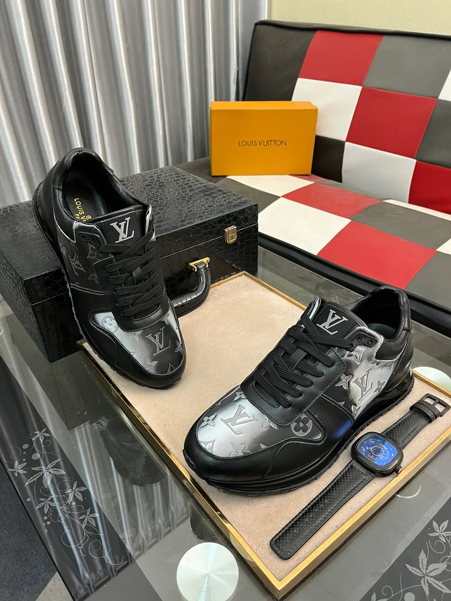 Men's men's shoes 💰420⌚️⌚️LV's latest casual sports shoes👉 👉 Popular casual fashion, 💞 Simple and elegant style, 🔊 The fabric is made of imported cowhide, ☑️Comfortable and breathable lining, original wear-resistant rubber outsole, exclusive new style, actual shot, size: 38-44